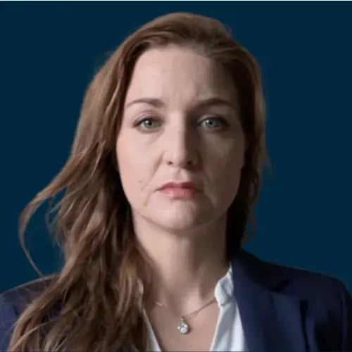 Danielle Dazkiw Headshot
